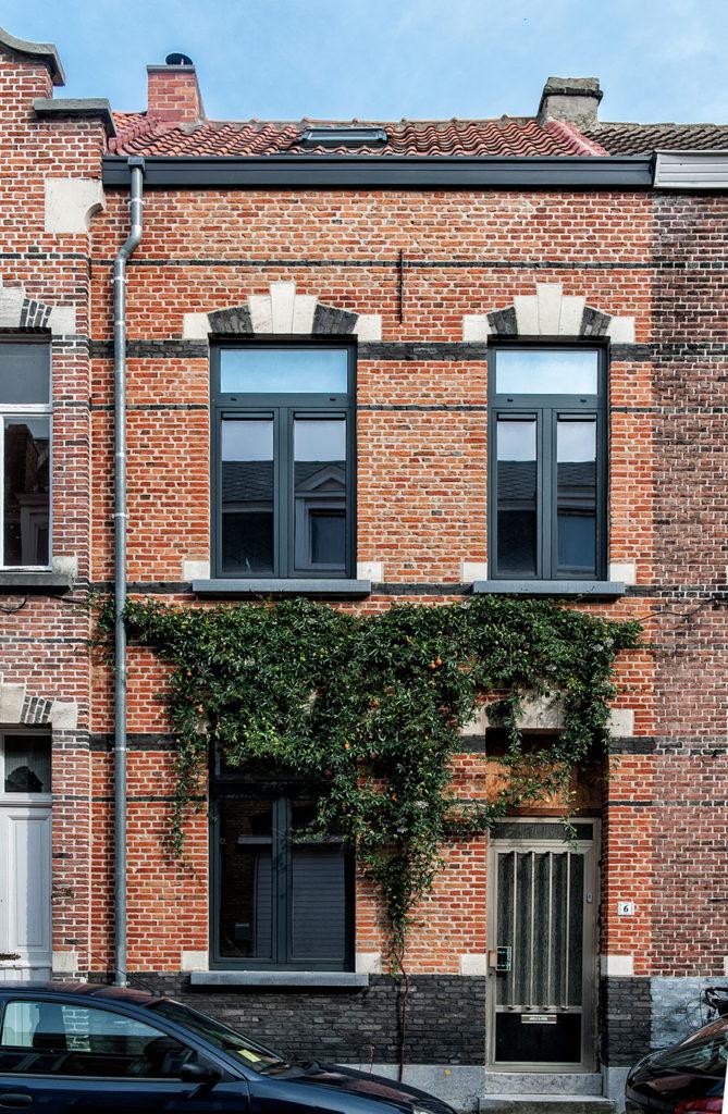 Gevelreiniging | Voegwerken | Herstellen gevels | Aquastra